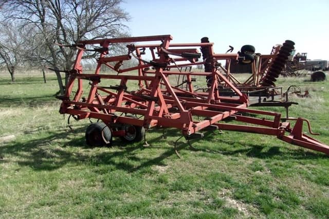 Image of Case 4800 equipment image 3