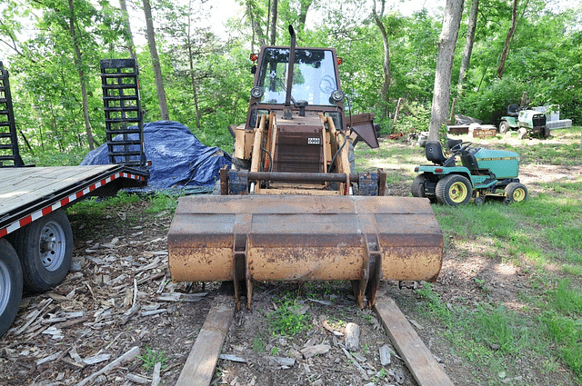 Image of Case 480E equipment image 1