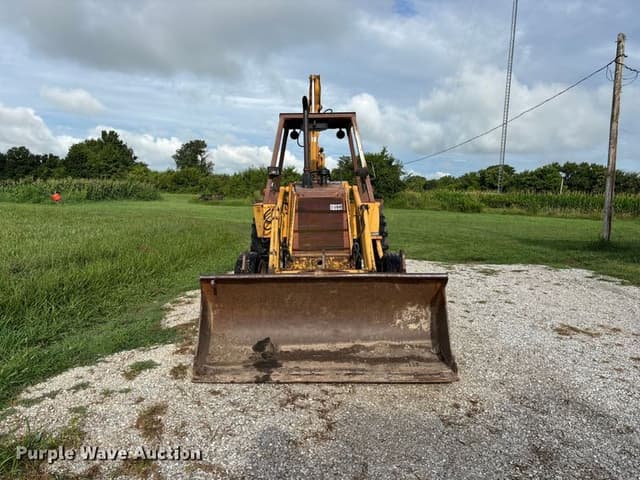 Image of Case 480E equipment image 1