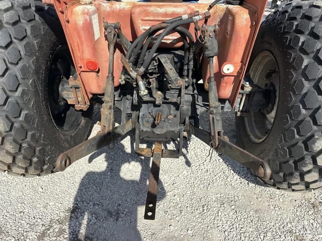 Image of Case IH 485 equipment image 2