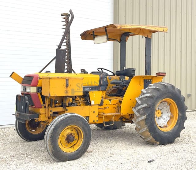 Image of Case IH 495 equipment image 1