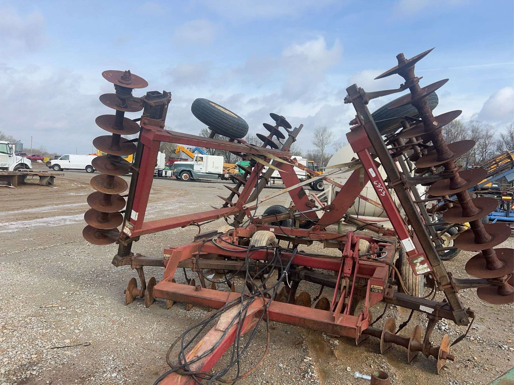 Case IH 496 Equipment Image0