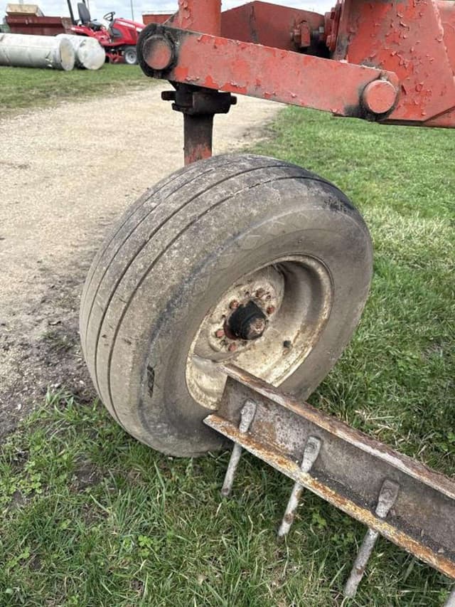 Image of Case IH 500 equipment image 4