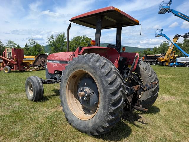Image of Case IH 5130 equipment image 2