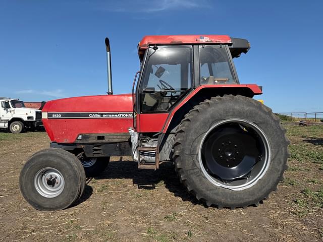 Image of Case IH 5130 equipment image 2
