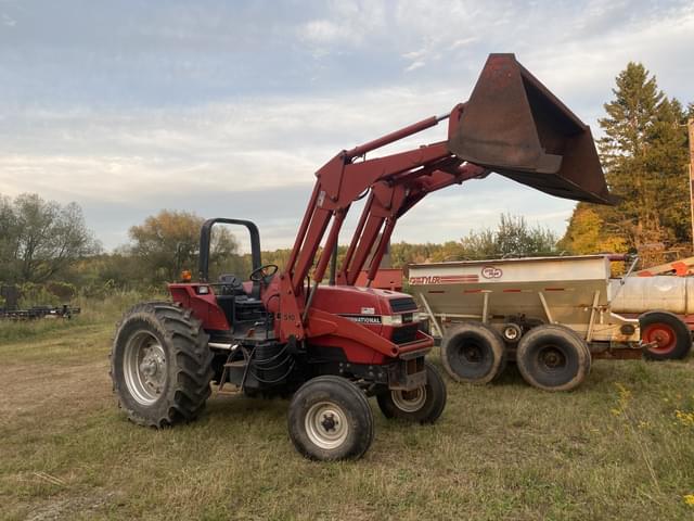Image of Case IH 5130 equipment image 2