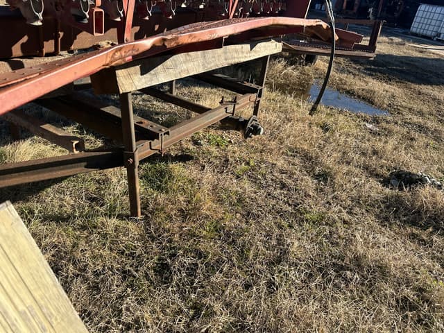 Image of Case 5200 equipment image 4