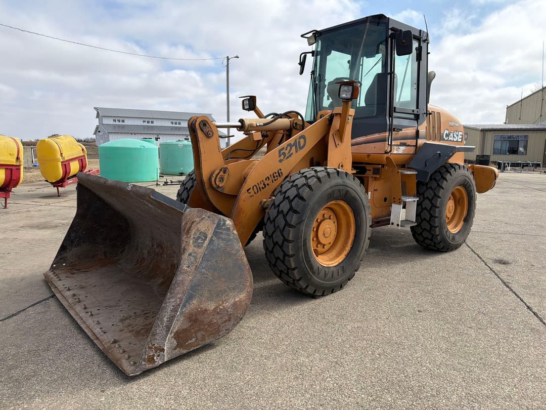 Image of Case 521D Primary image