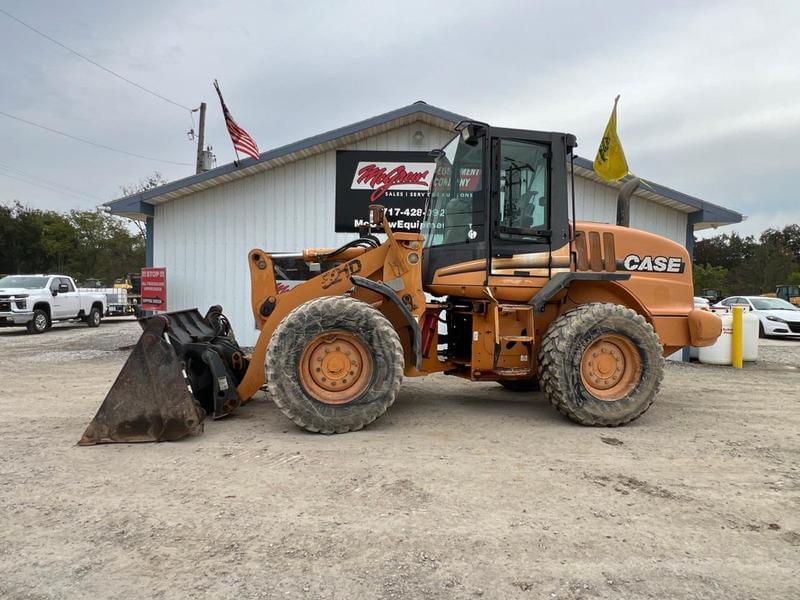 Image of Case 521D Primary image