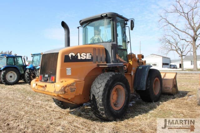 Image of Case 521E equipment image 2