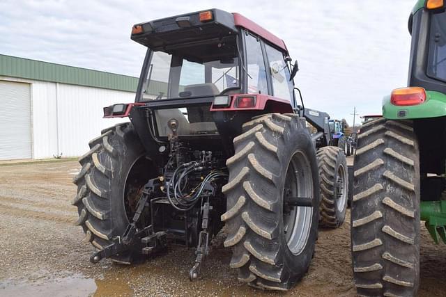 Image of Case IH 5240 equipment image 2