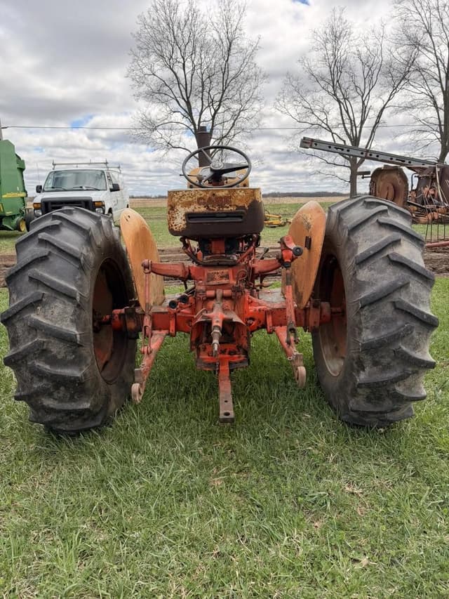 Image of J.I. Case 530 equipment image 4