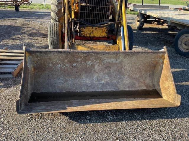 Image of Case 530 equipment image 2