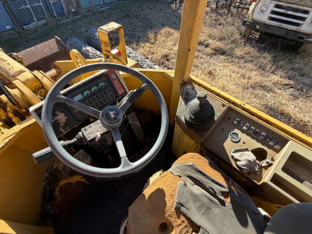 Image of John Deere 544G equipment image 2
