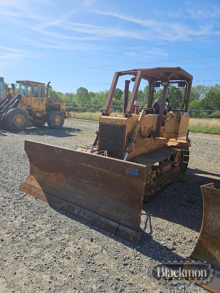 Case 550E Equipment Image0