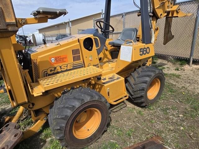 Image of Case 560 equipment image 2