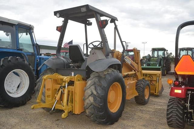 Image of Case 570M XT equipment image 2