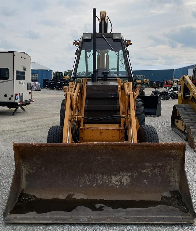 Image of Case 580 Super E equipment image 4