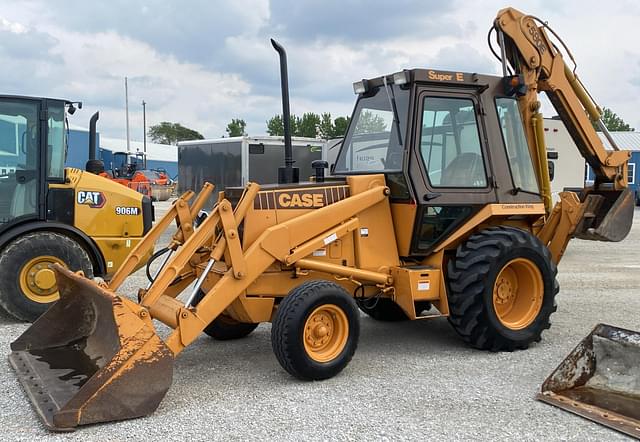 Image of Case 580 Super E equipment image 1