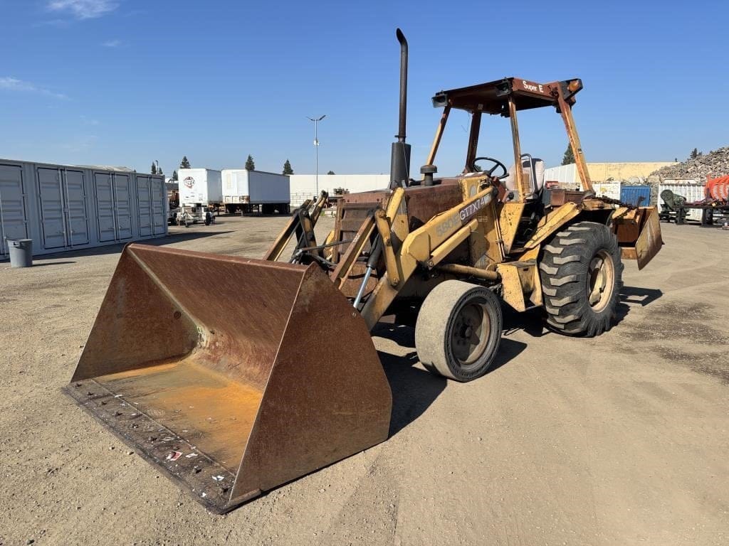 Case 580 Super E Equipment Image0