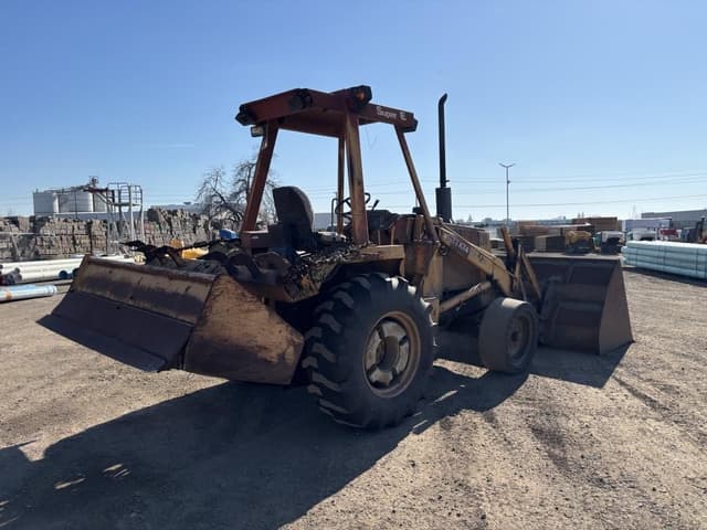 Image of Case 580 Super E equipment image 2