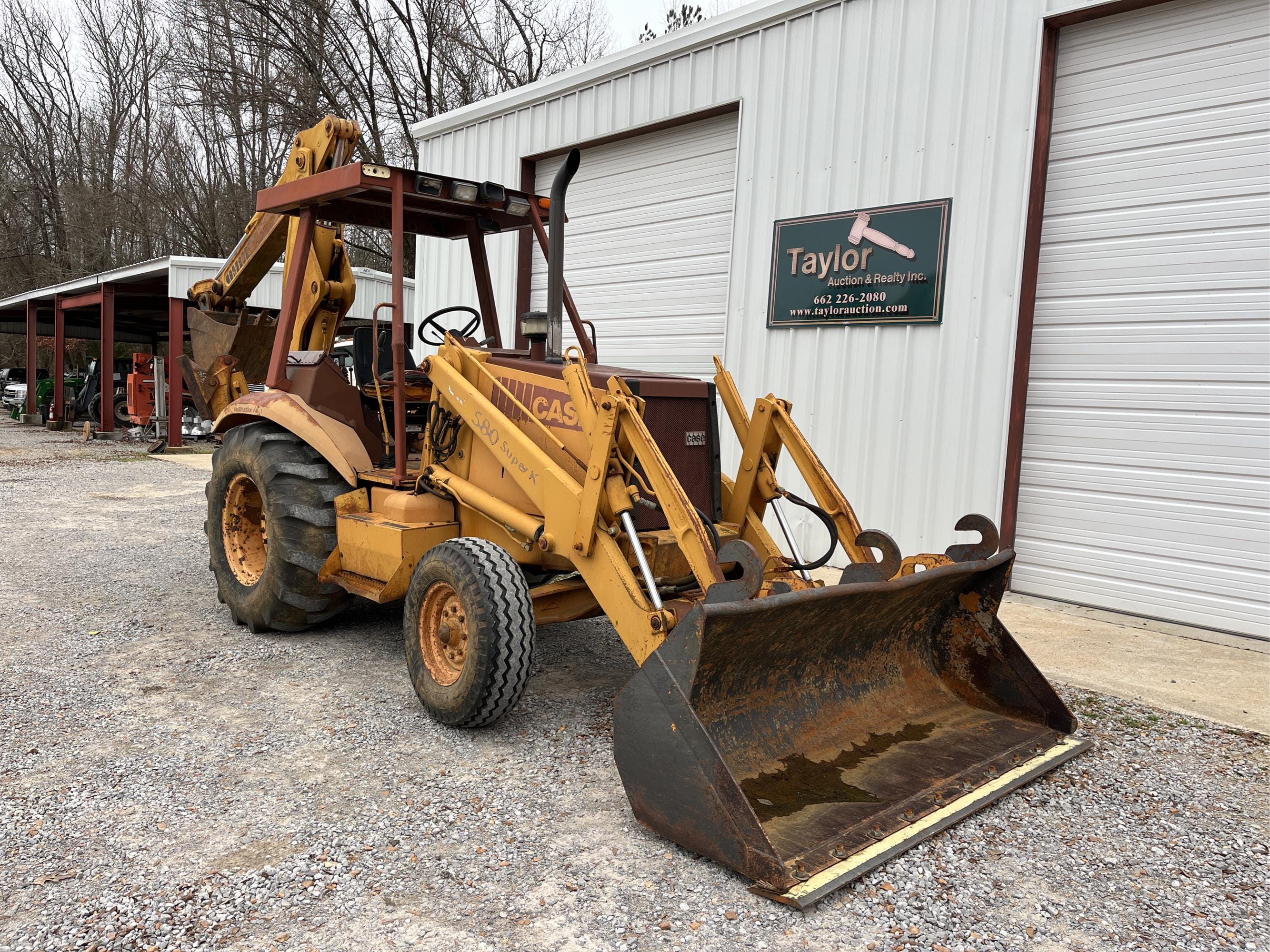 Main image Case 580 Super K