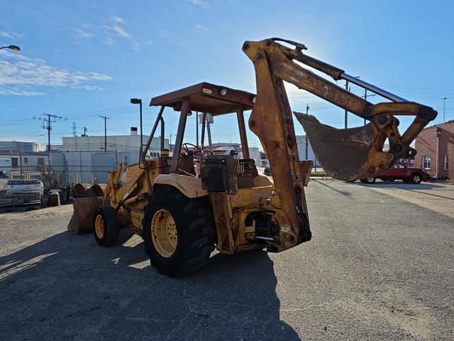 Image of Case 580 Super K equipment image 2