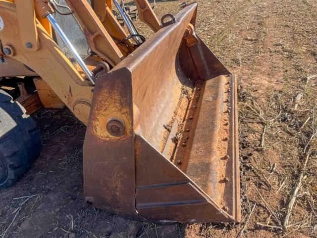 Image of Case 580 Super L equipment image 3