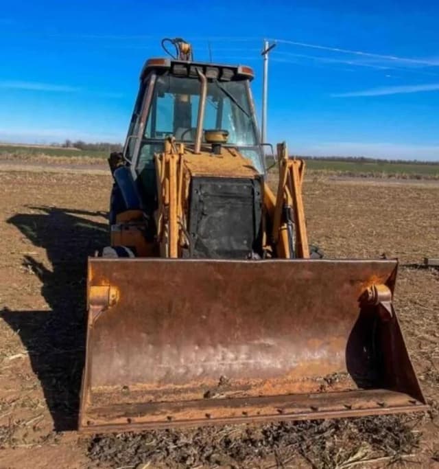 Image of Case 580 Super L equipment image 1