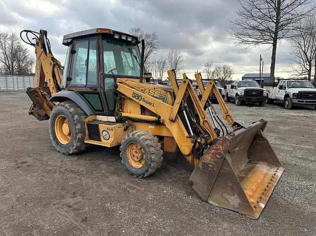 Image of Case 580 Super L equipment image 2