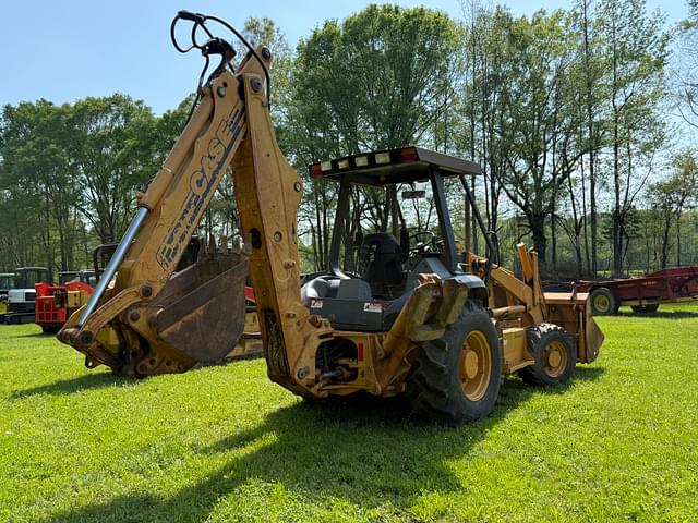 Image of Case 580 Super L equipment image 4