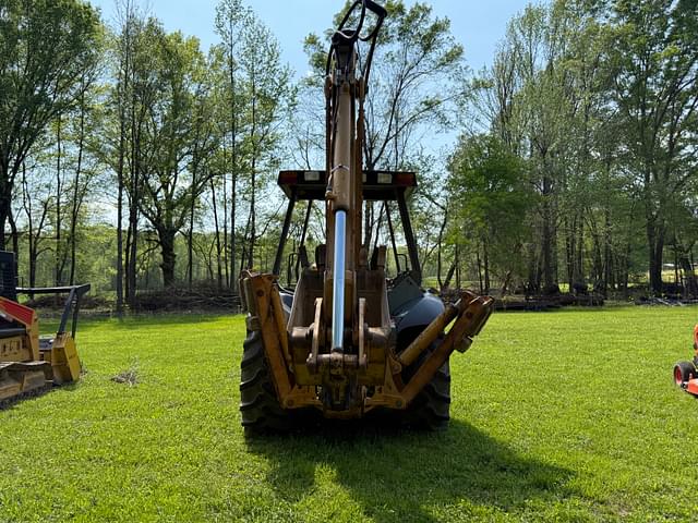 Image of Case 580 Super L equipment image 3