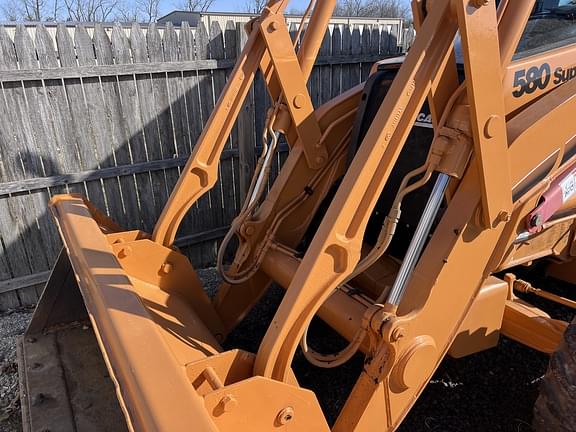 Image of Case 580 Super M equipment image 4