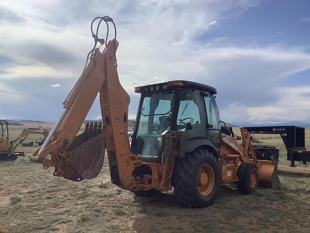 Image of Case 580M equipment image 3