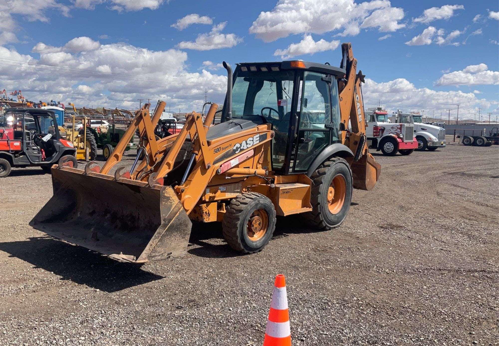 Main image Case 580 Super M