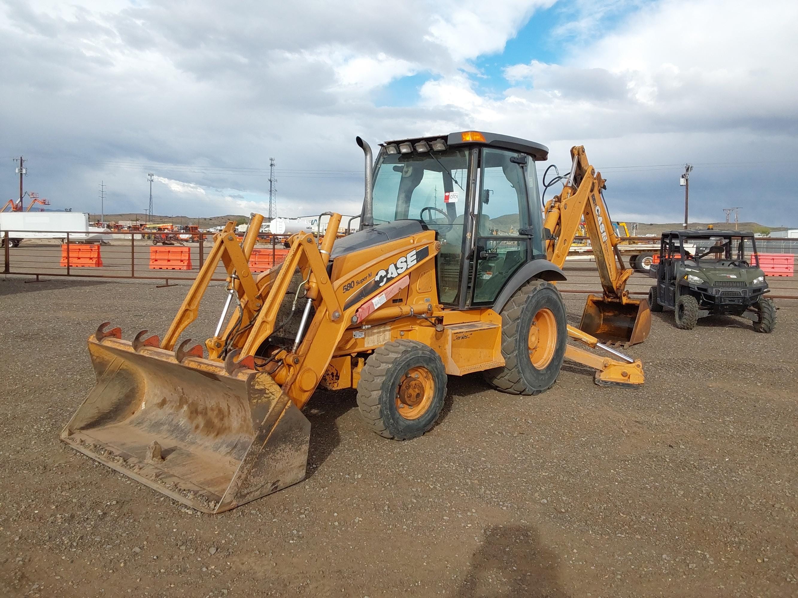 Main image Case 580 Super M