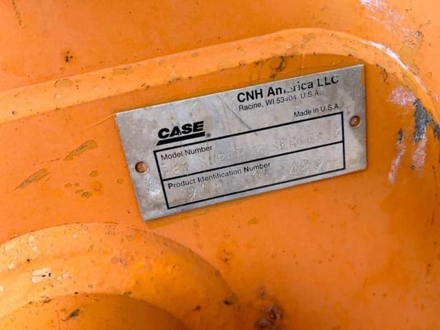 Image of Case 580 Super M Series 2 equipment image 2