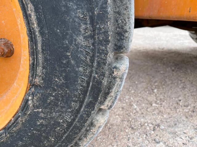 Image of Case 580 Super M Series 2 equipment image 4