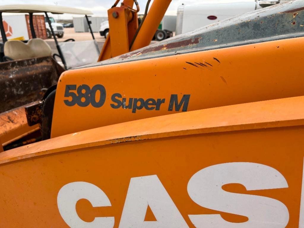 Case 580 Super M Series 2 Equipment Image0