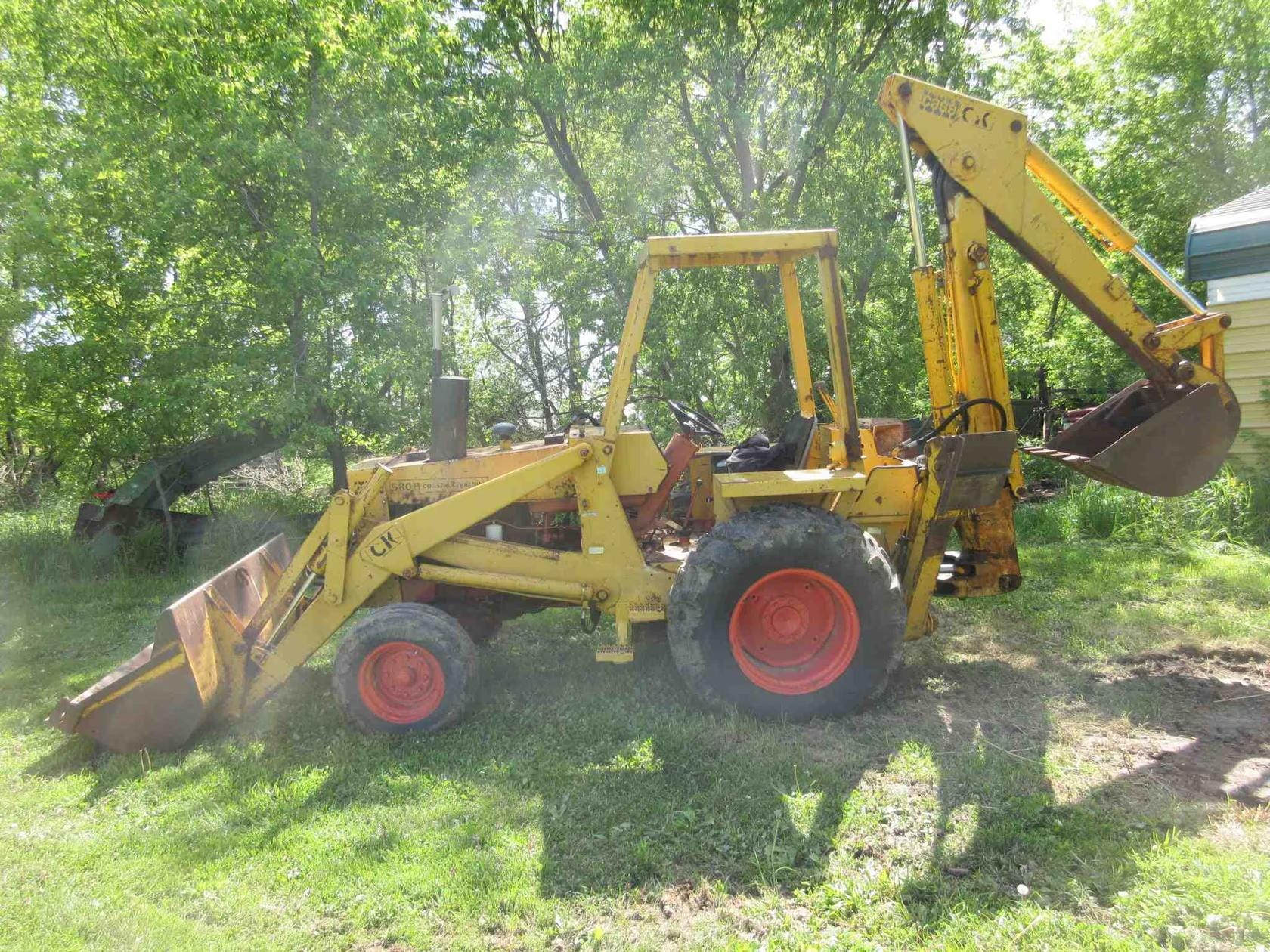 Case 580B Equipment Image0