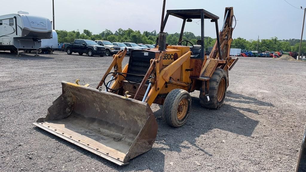 Main image Case 580C