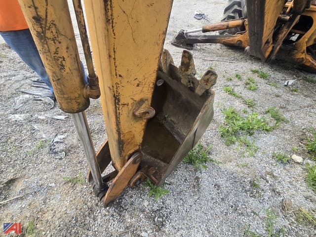 Image of Case 580C equipment image 3