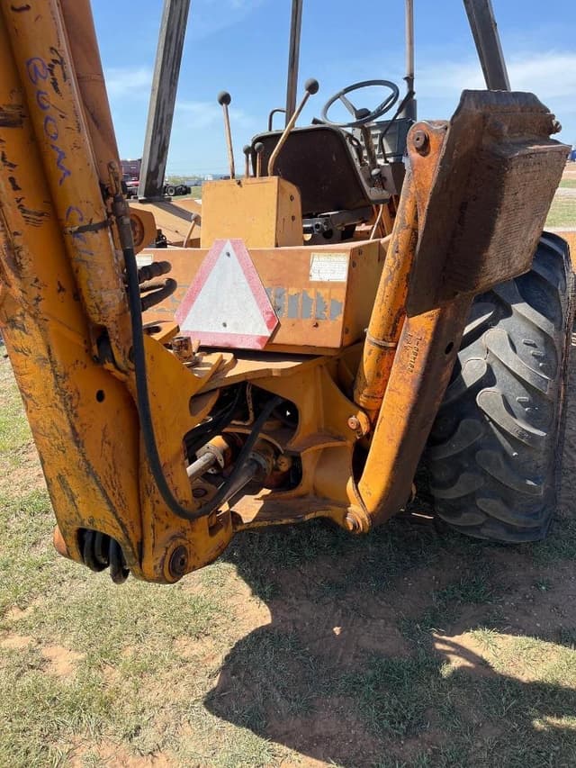 Image of Case 580D equipment image 3