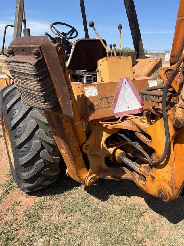 Image of Case 580D equipment image 4