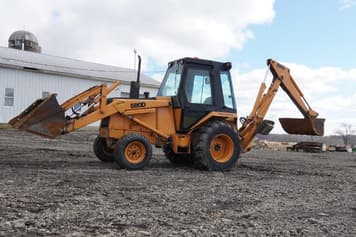 Main image Case 580D