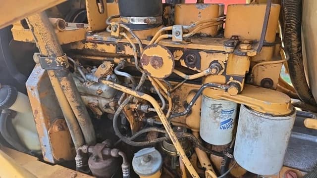 Image of Case 580E equipment image 3