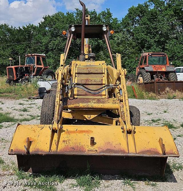 Image of Case 580E equipment image 1