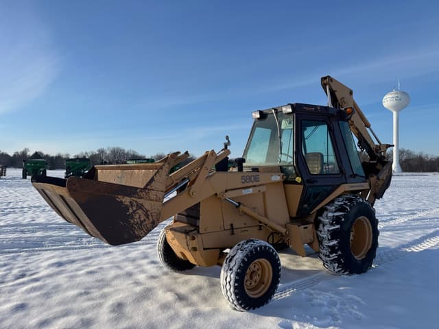 Image of Case 580E equipment image 1