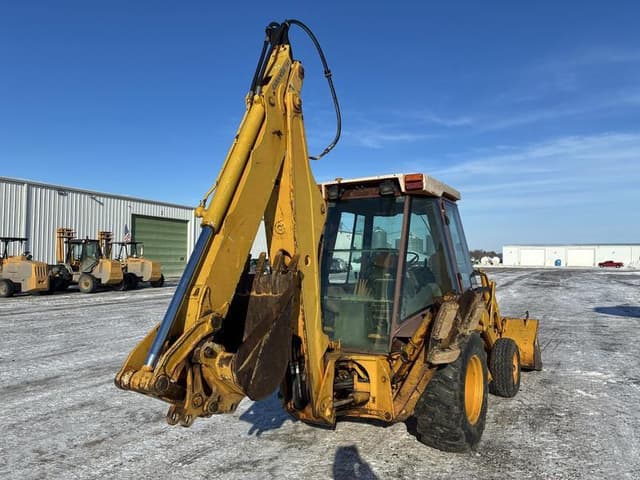 Image of Case 580K equipment image 3