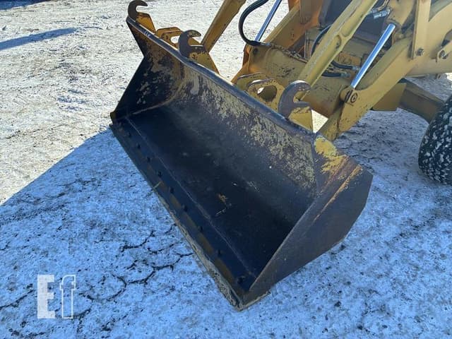 Image of Case 580K equipment image 4